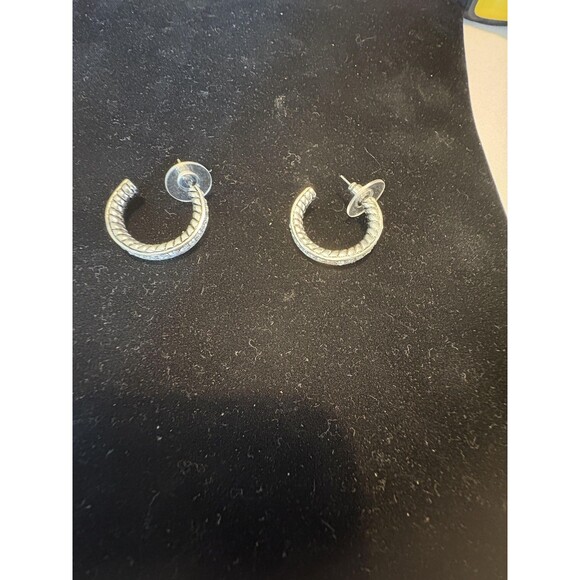 Silver Tone Half Hoop Earrings Womens Crystal Accents Textured 1 Inch Pair - Picture 1 of 4